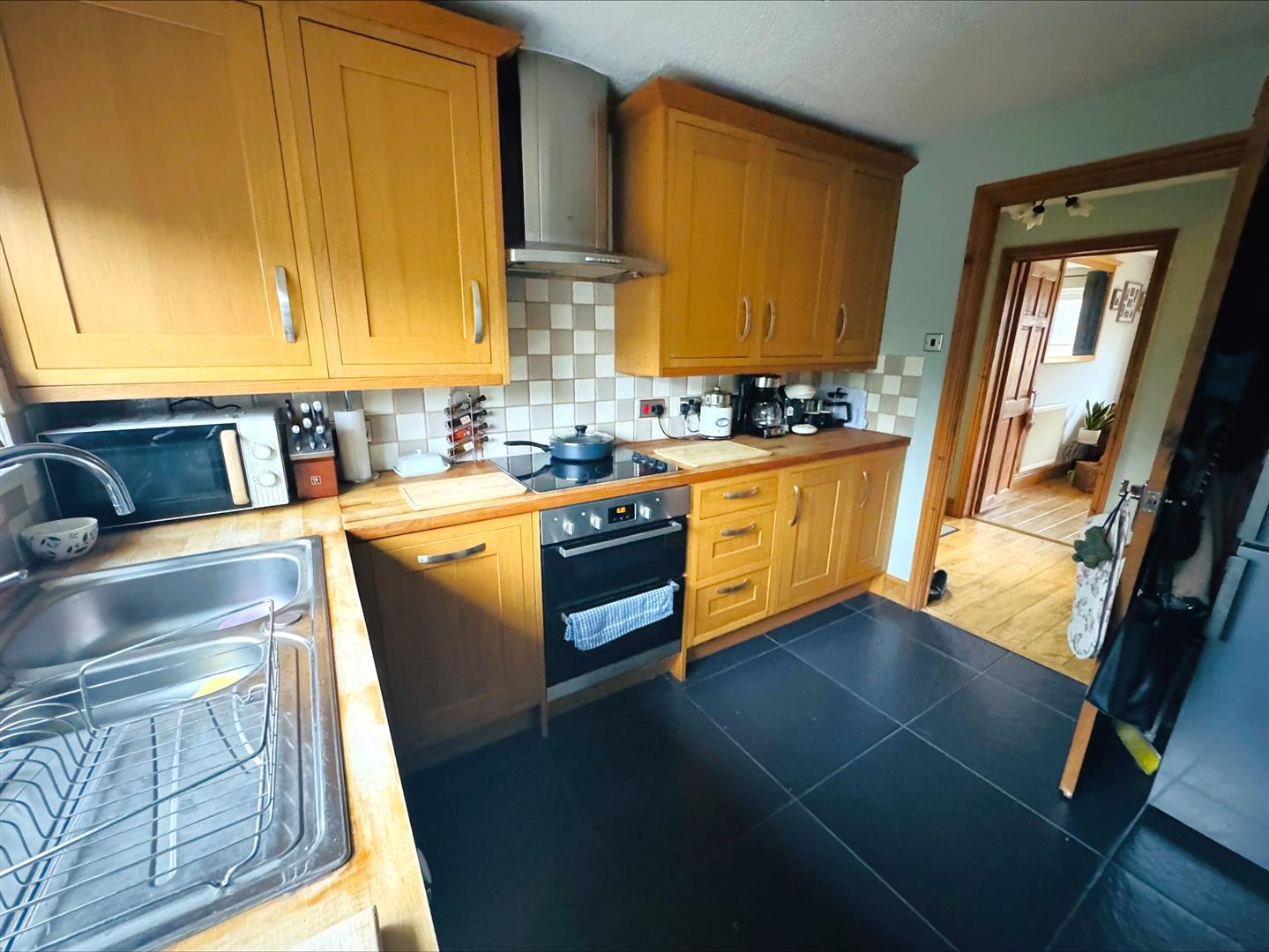 Llwyn Cyfarthwch, Llanelli, SA15 1GY